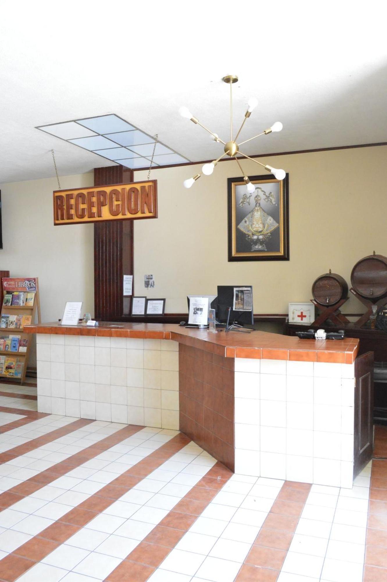 סן חואן דה לוס לאגוס Hotel Topacio מראה חיצוני תמונה